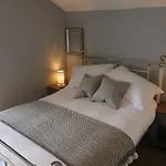 Inglenook Bed & Breakfast
