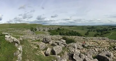 Inglenook Nocleg ze śniadaniem 4*