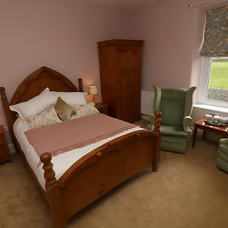 Bed and breakfast Inglenook 4*